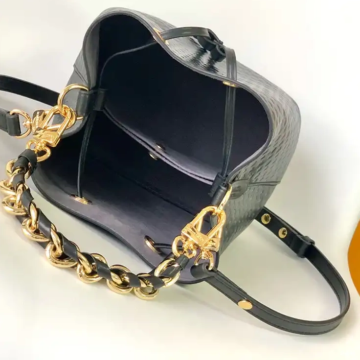 Bag LV 2304DJ0048 0706